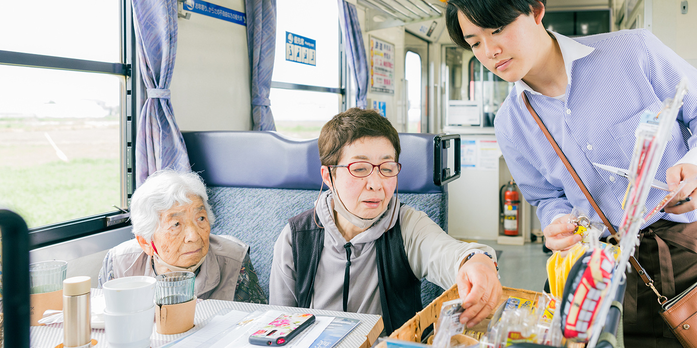 母とお仲間と記念旅行へ